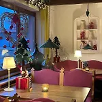 Restaurant Verger Des Chateaux, Route Des Vins Haut-koenigsbourg Dieffenthal
