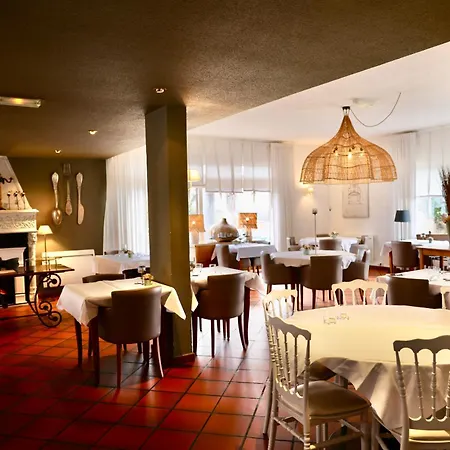 Restaurant Le Verger Des Châteaux, The Originals Relais 3*