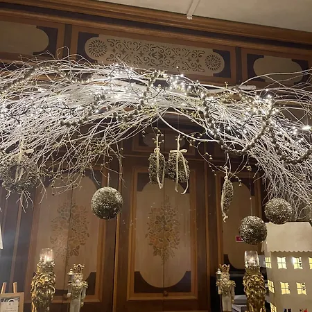 Restaurant Le Verger Des Châteaux, The Originals Relais