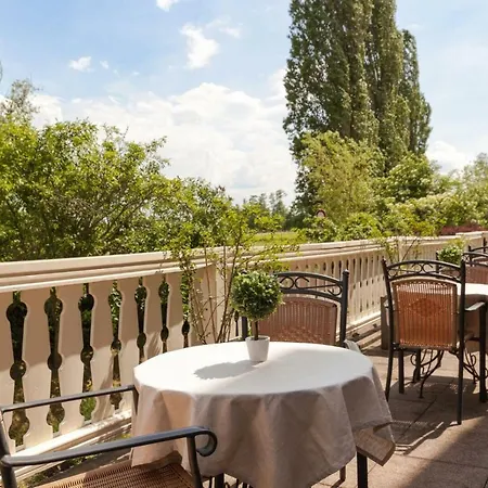 Restaurant Verger Des Chateaux, Route Des Vins Haut-koenigsbourg 3*