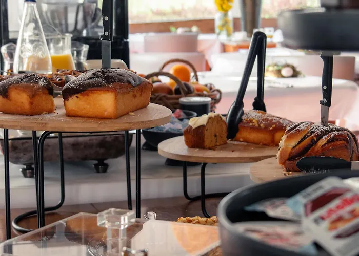 Hotel Restaurant Verger Des Chateaux, Route Des Vins Haut-koenigsbourg 3*