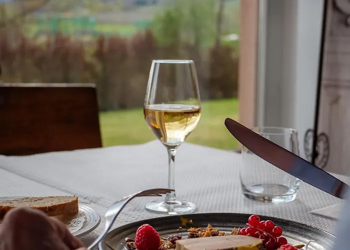 Restaurant Verger Des Chateaux, Route Des Vins Haut-koenigsbourg