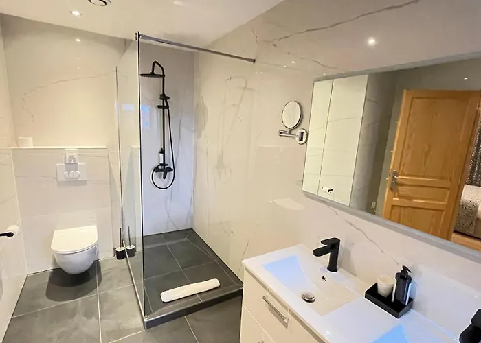 Hotel Restaurant Verger Des Chateaux, Route Des Vins Haut-koenigsbourg 3*