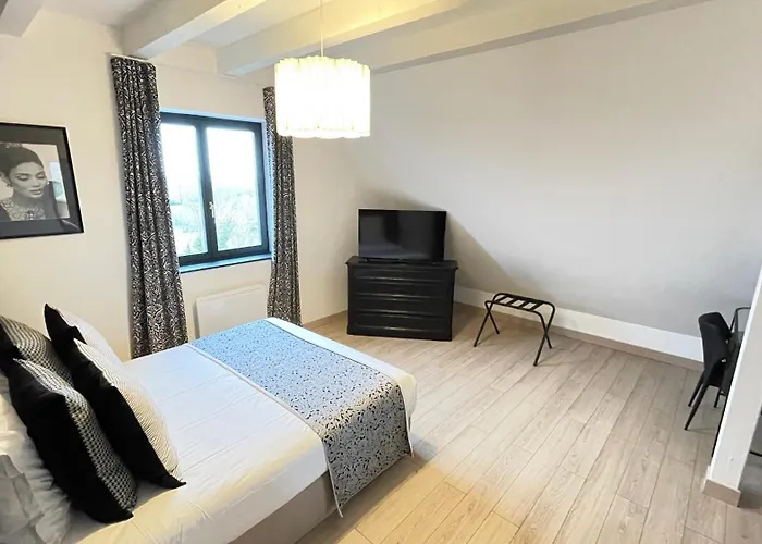 Restaurant Verger Des Chateaux, Route Des Vins Haut-koenigsbourg 3* Dieffenthal